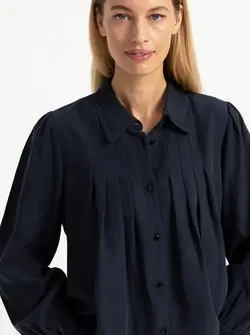 PLEATED BLOUSE