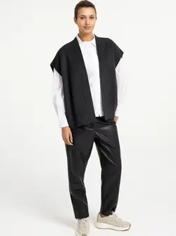 PANTALON EN SIMILI CUIR