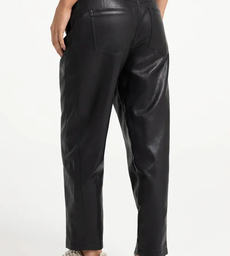 FAUX LEATHER PANTS