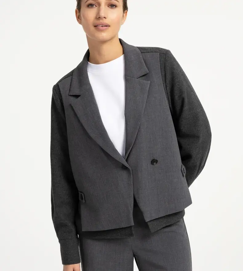 WOVEN BLAZER