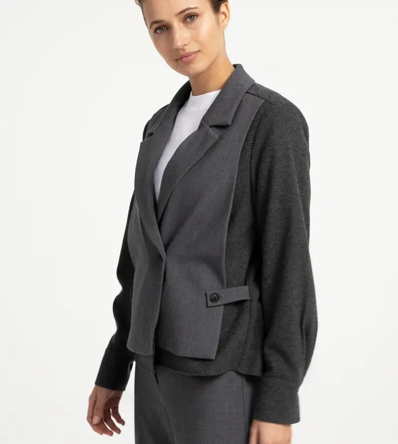 WOVEN BLAZER