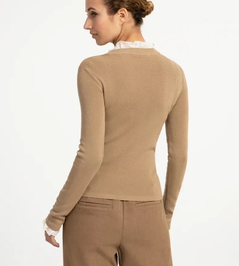 RUFFLE DETAIL SWEATER