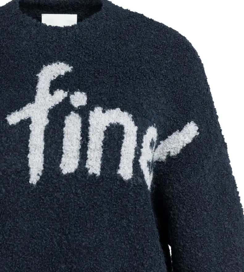 PULL AVEC MOTIF