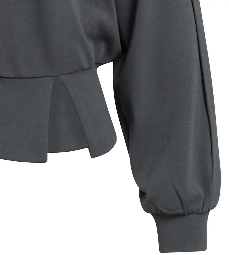 LIGHT WEIGHT SWEATER
