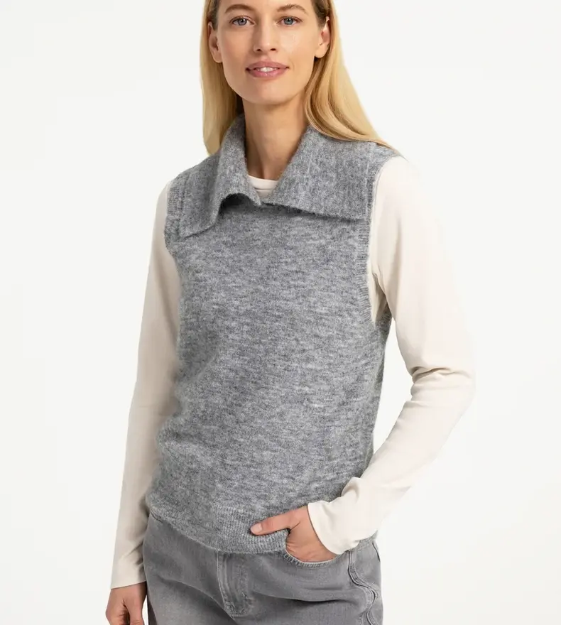 PULL SANS MANCHES