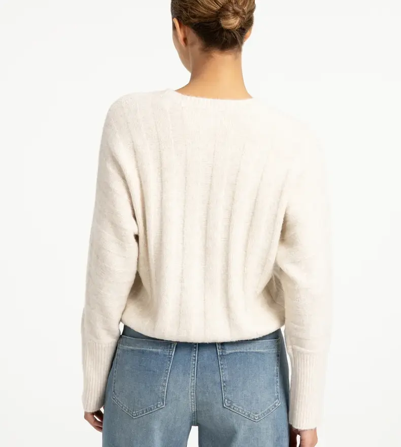 PULL CÔTELÉ