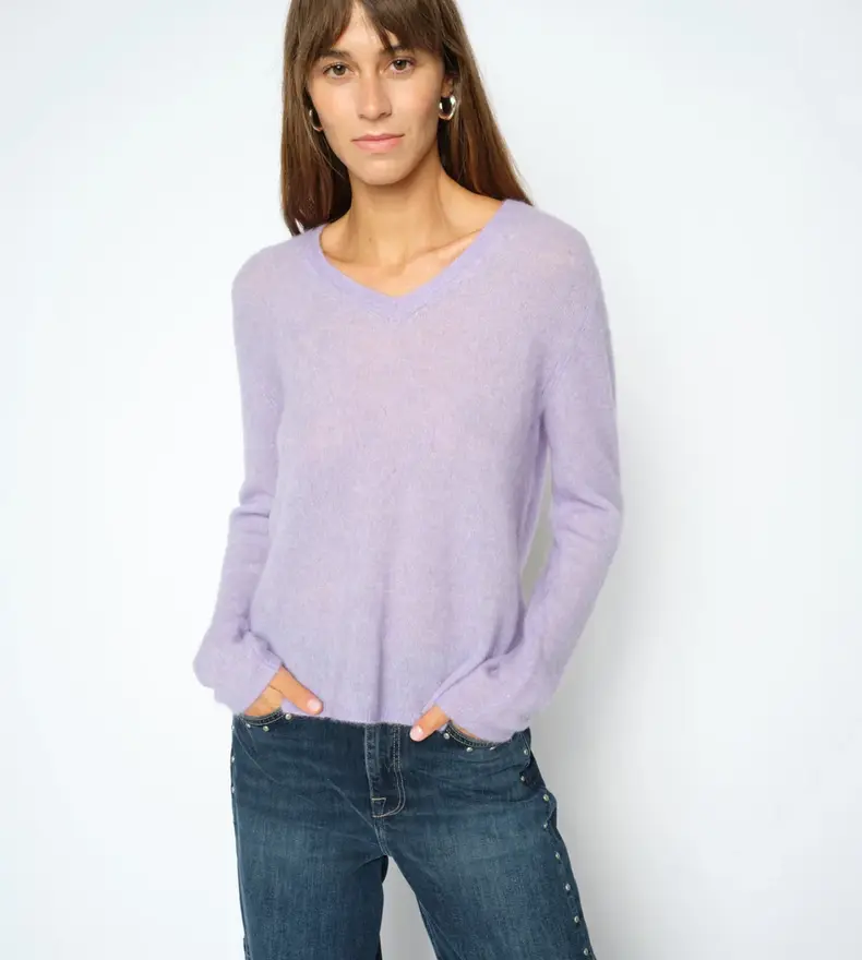 MMMAPE SOPHIA V-NECK KNIT