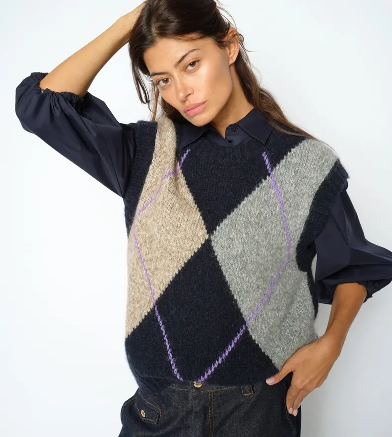 MMJENNINE KNIT VEST