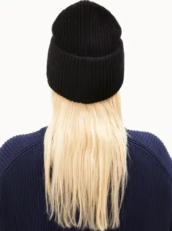 TUQUE EN LAINE ICONIC Å