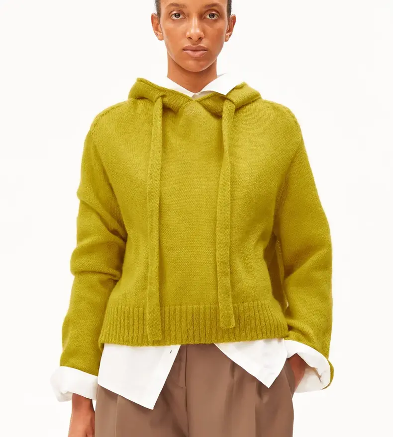 SWEAT À CAPUCHE EN MAILLE