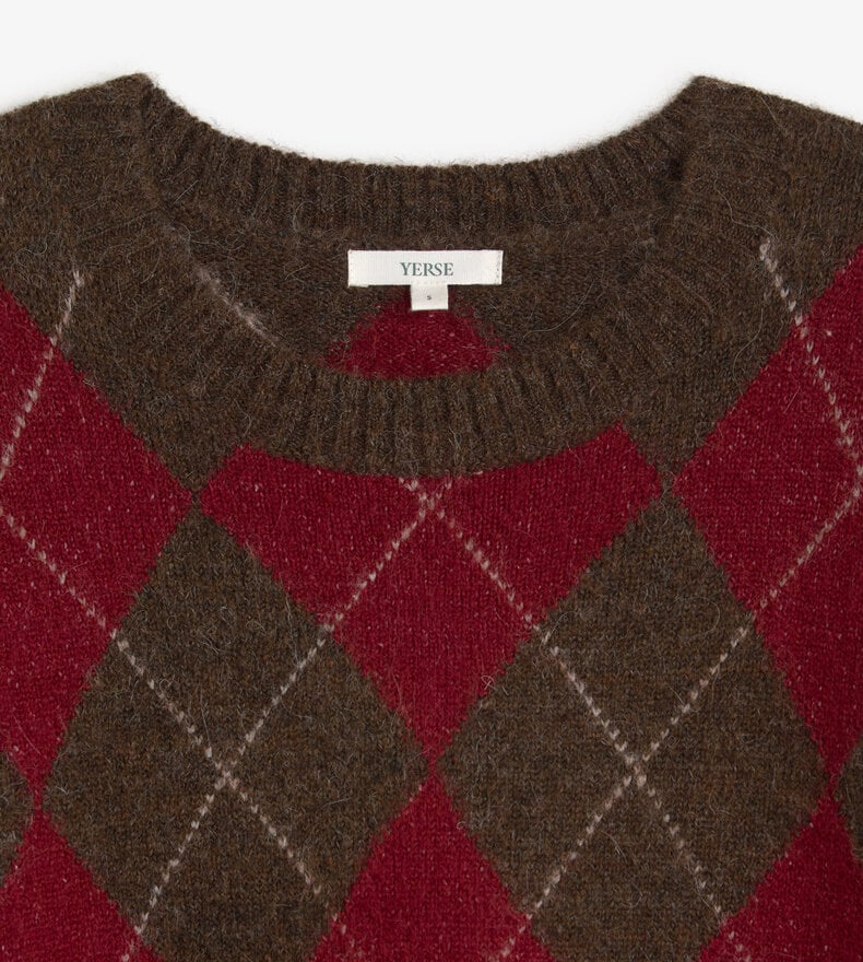 DIAMOND SWEATER