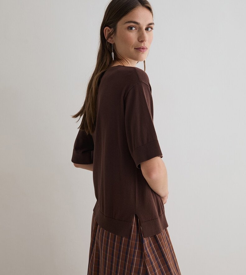 ALOE V NECK