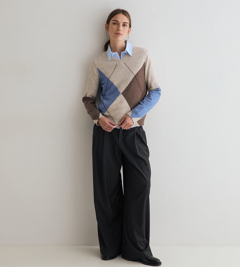 NORA ROMBOS SWEATER