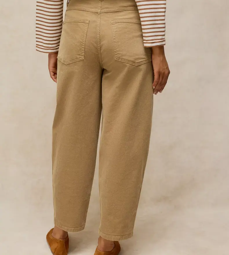 AUBREY BARREL CORD PANTS