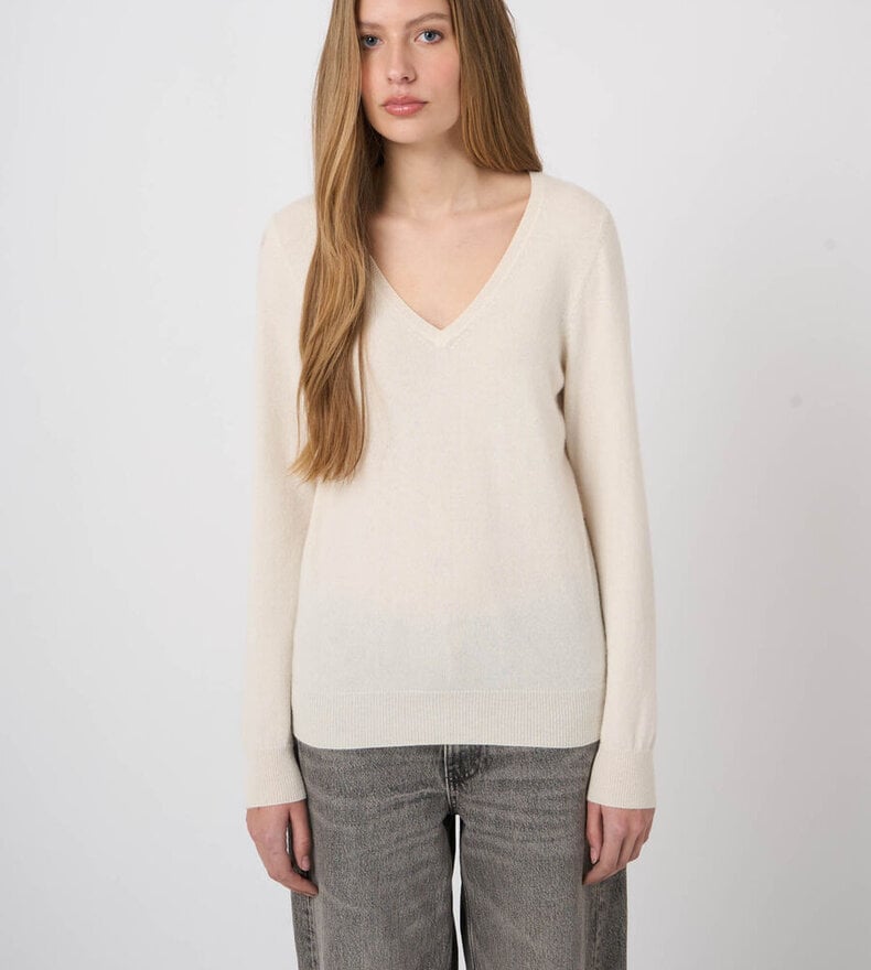 PULL COL V EN CACHEMIRE