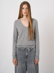 V-NECK CASHMERE SWEATER