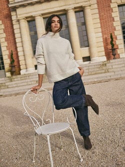 TRICOT AVEC COL MMERIM THORA