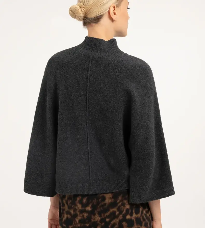 HIGH NECKLINE SWEATER