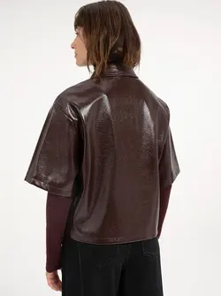 VESTE COURTE EN SIMILICUIR
