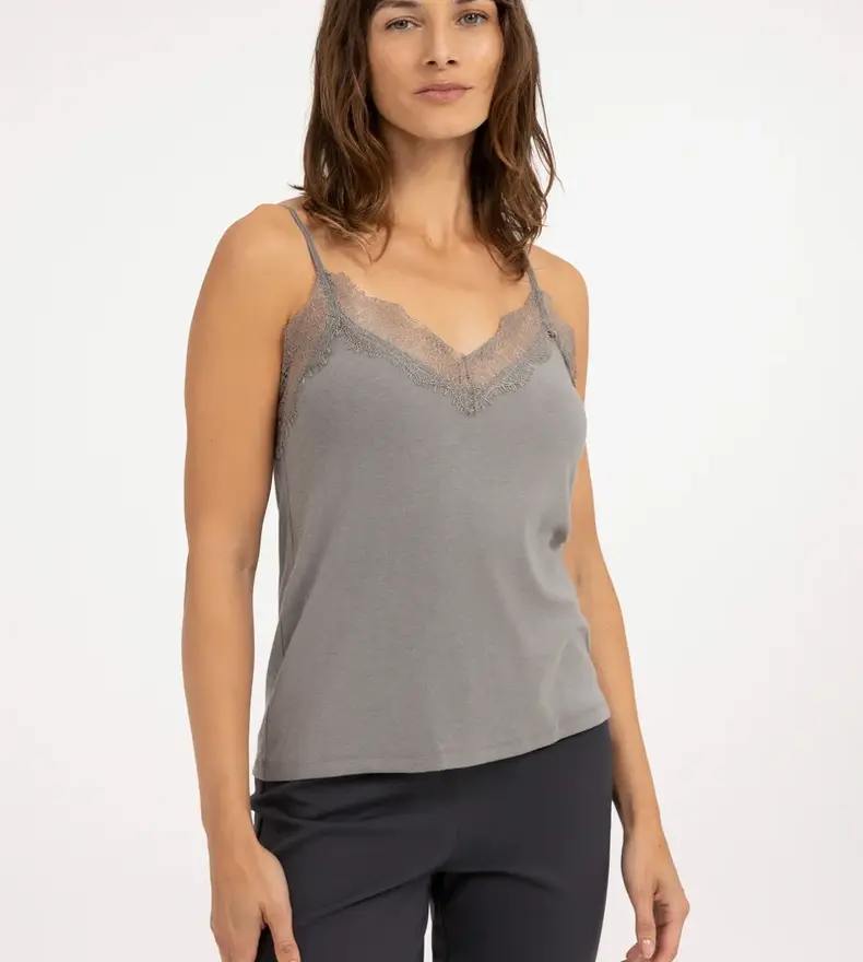 LACE DETAIL SINGLET