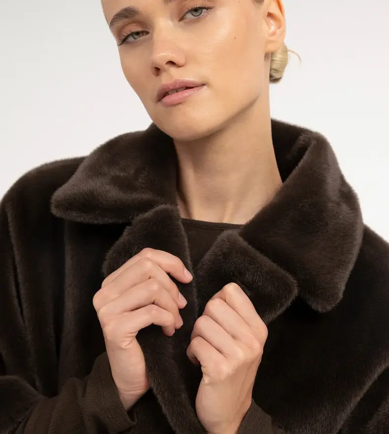 VESTE RÉVERSIBLE EN FAUSSE FOURRURE