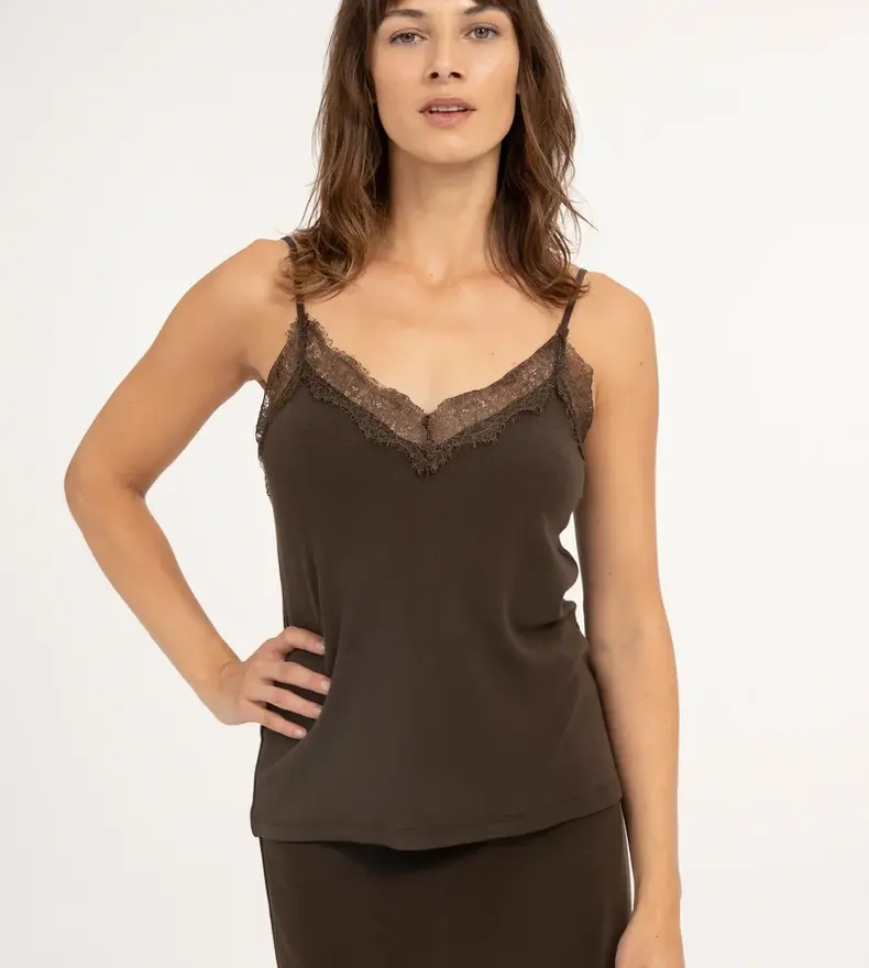 LACE DETAIL SINGLET