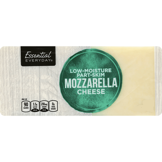 Essential Everyday EED Mozzarella Chunks, 16 oz