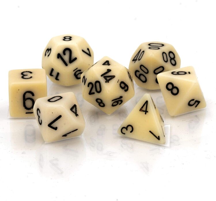 Chessex Chessex: 7-Die Set Opaque: Ivory/Black