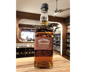 【アメリカ限定版】ジャックダニエル　TRIPLE MASH 700ml Jack Daniel's Triple Mash Blended Straight Whiskey 700ml