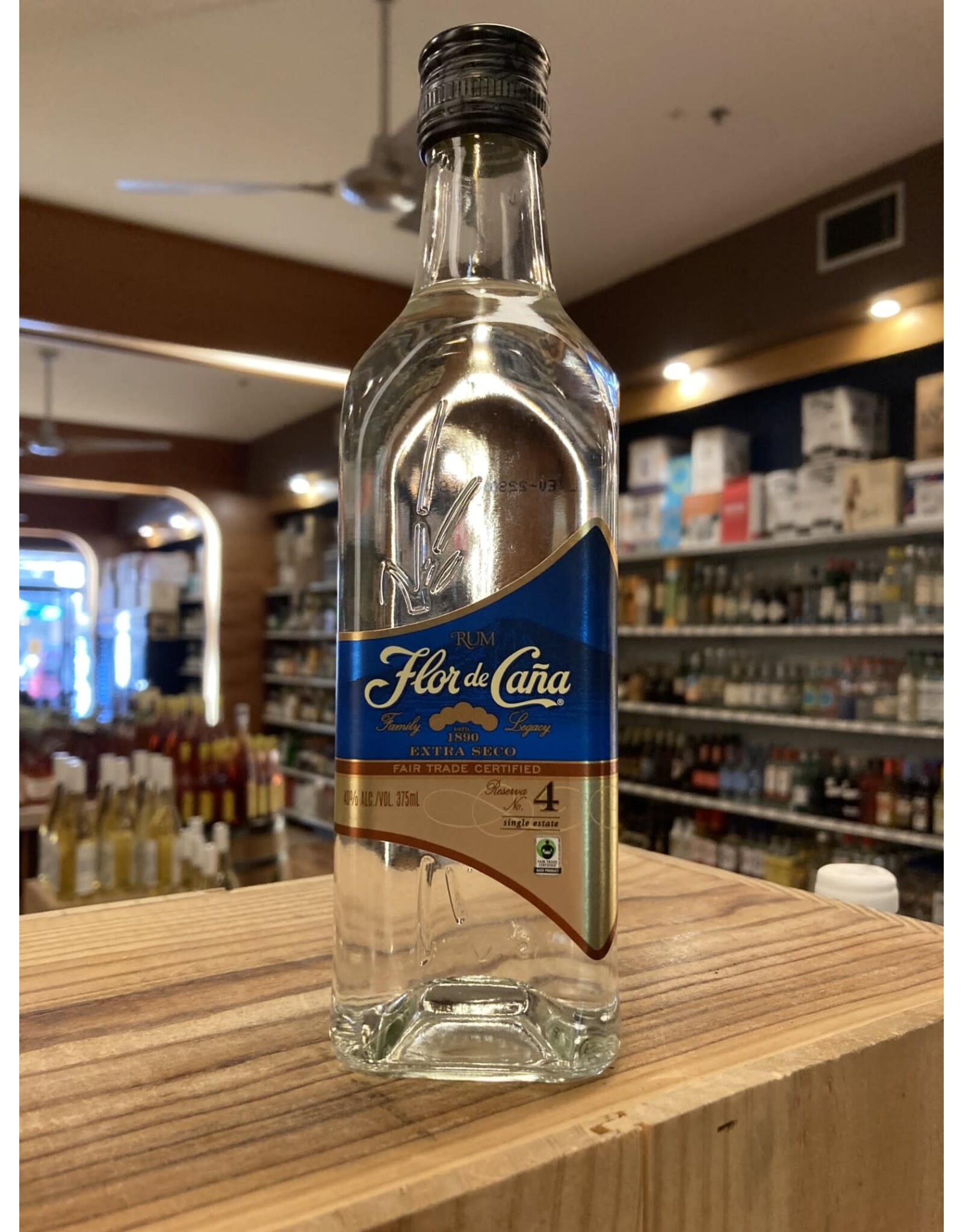 Flor de Cana Extra Seco Pint - 375 ML