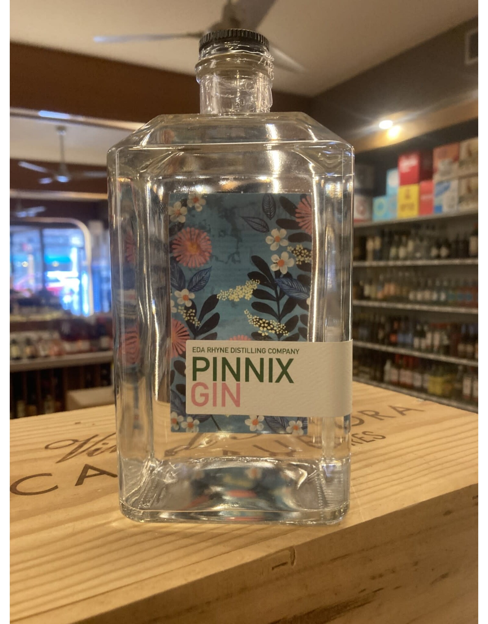 Eda Rhyne Pinnix Gin - 750 ML