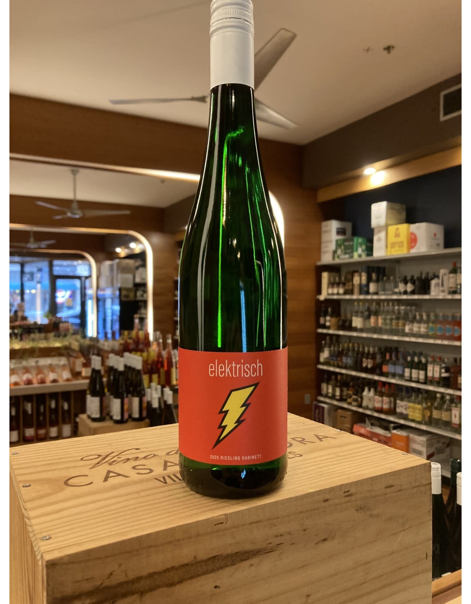 Seehof Elektrisch Riesling Kabinett - 750 ML