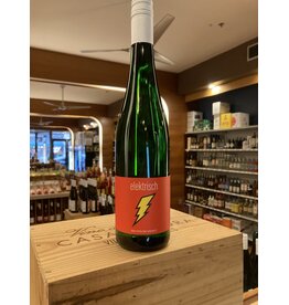 Seehof Elektrisch Riesling Kabinett - 750 ML
