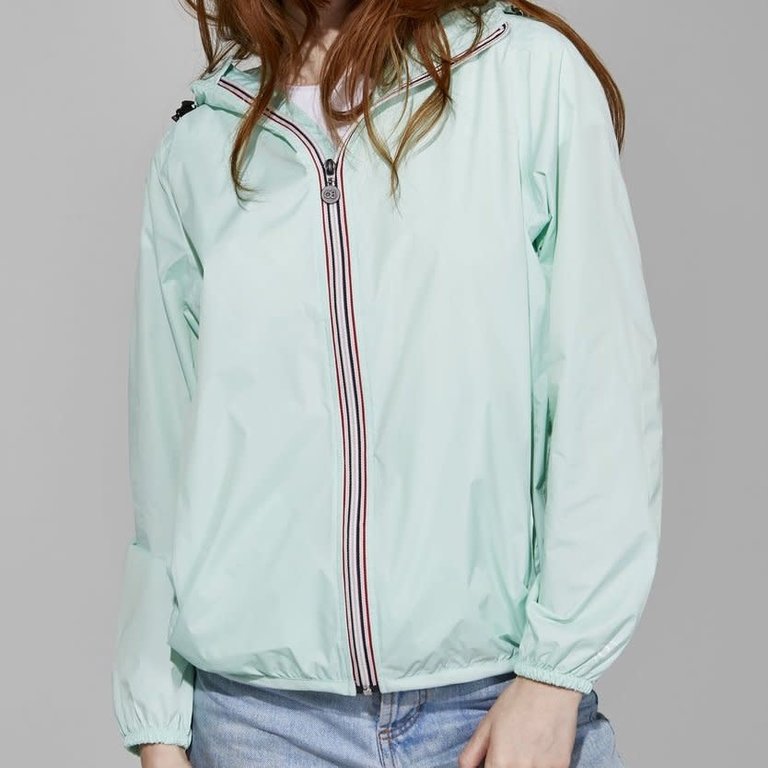 08 LIfestyle Packable Rain Jacket Mint