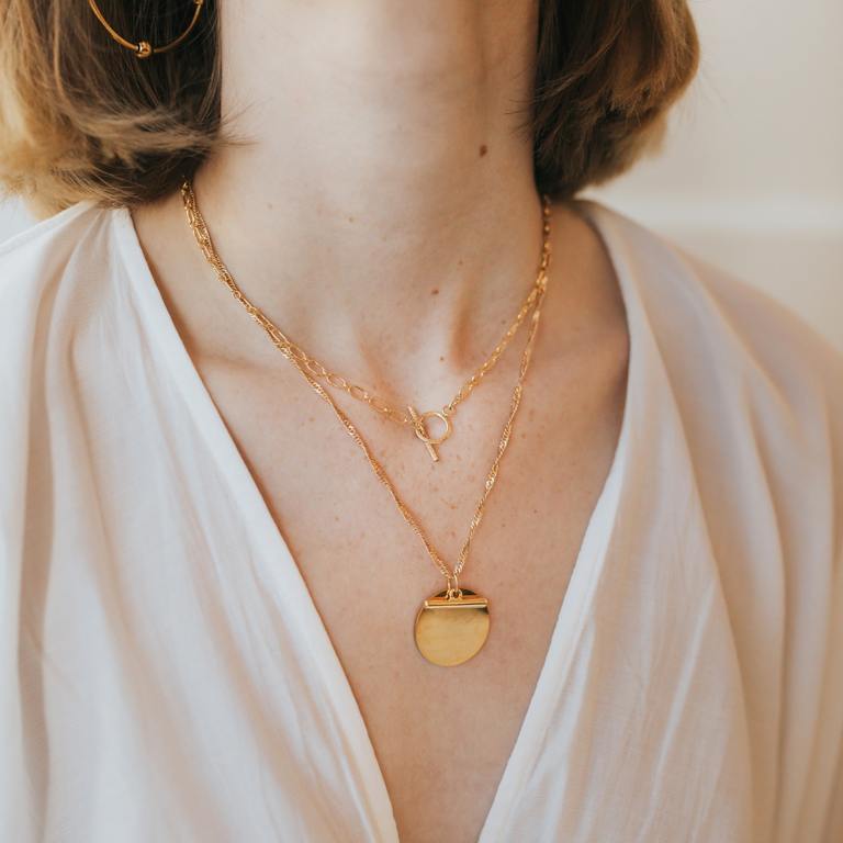 Mod + Jo Andi Shorty Necklace Gold