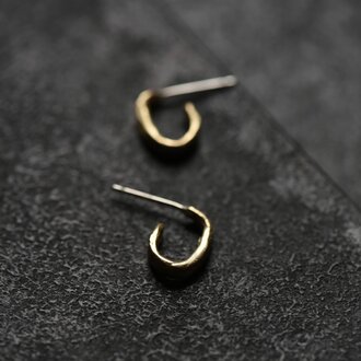 864 Designs Small Brass Open Huggie EA-TS-79