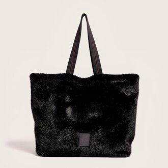 Belle rose Hommie Bag In Black Beauty