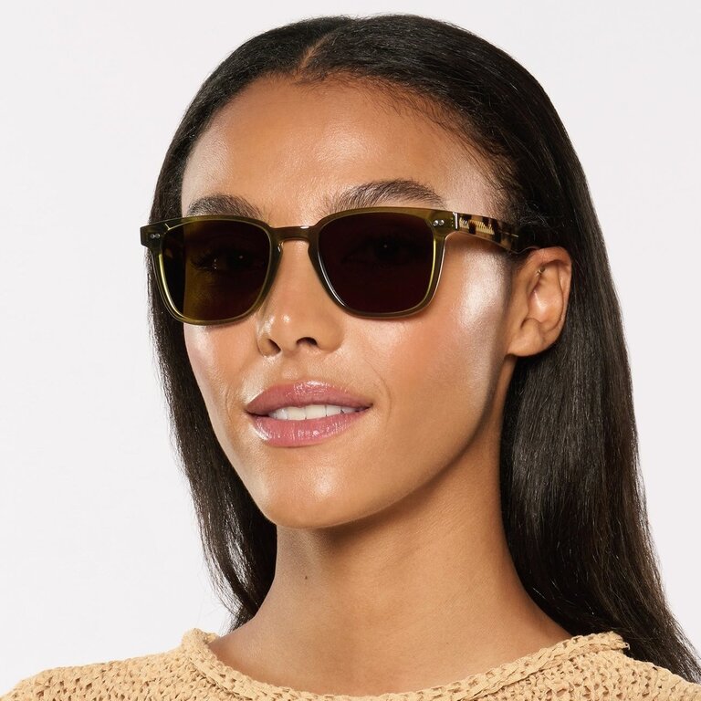 Krewe Vindel Olive + Iberia