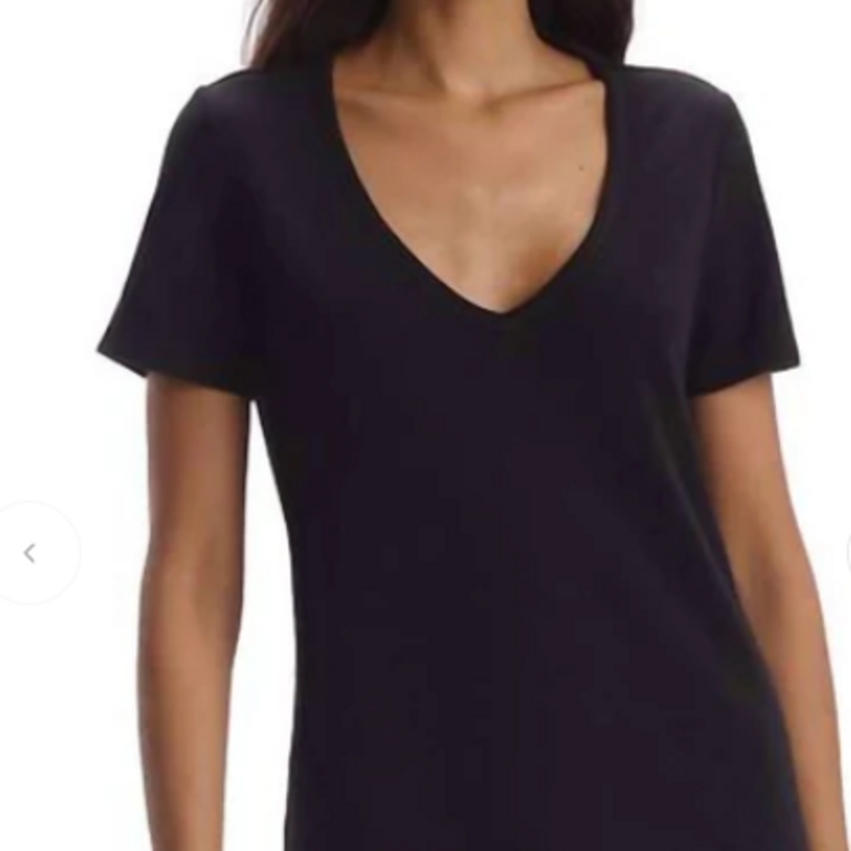 Cloud Short Sleeve V-Neck Tee Black