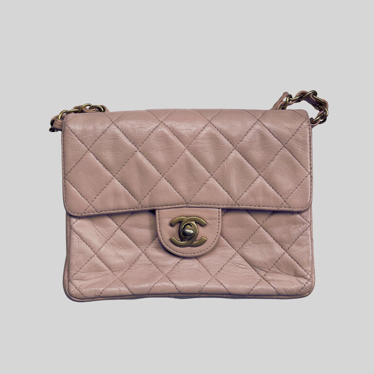 Society Vintage Chanel Pale Pink Quilted Leather Flap Bag