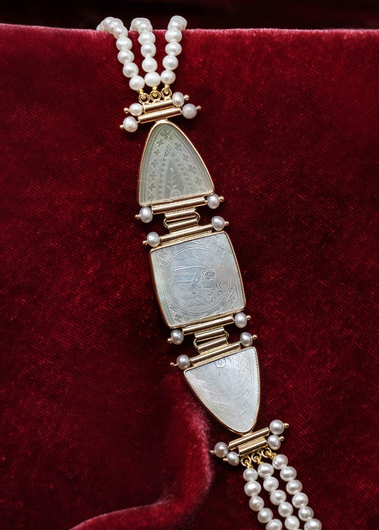 DONNA CHAMBERS DONNA CHAMBERS Antique Mother of Pearl Chinese Gambling Chip  Pearl Bracelet