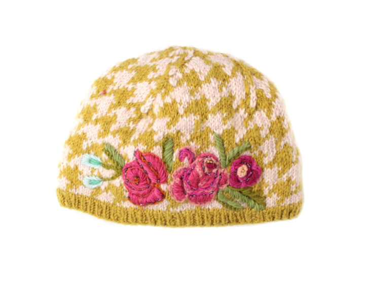 FRENCH KNOT FRENCH KNOT Fiona Cloche