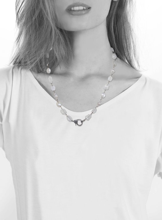 MARGO MORRISON MARGO MORRISON Moonstone, Freshwater Pearl and Diamond Necklace