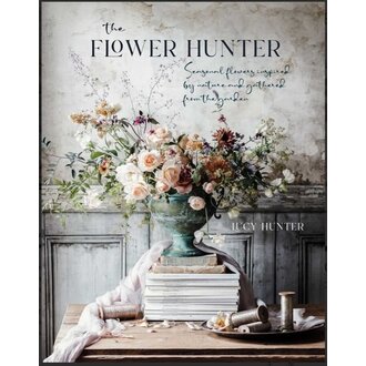 SIMON & SCHUSTER The Flower Hunter