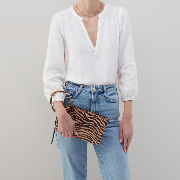 HOBO HOBO Sable Wristlet: Zebra