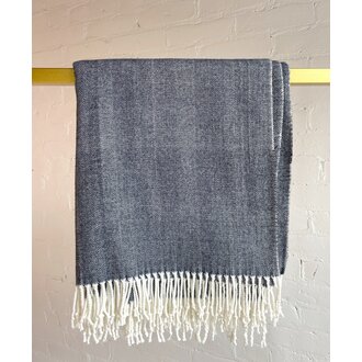 ALASHAN Adirondack Woven Herringbone Throw, Onyx