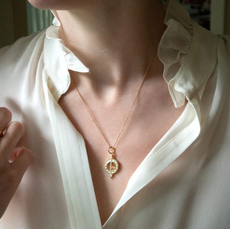 MONICA RICH KOSANN MONICA RICH KOSANN 18k Gold, Enamel and Diamond Sundial Charm