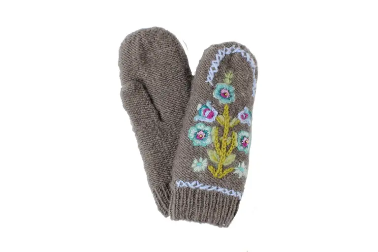 FRENCH KNOT FRENCH KNOT Hazel Mittens, Charcoal