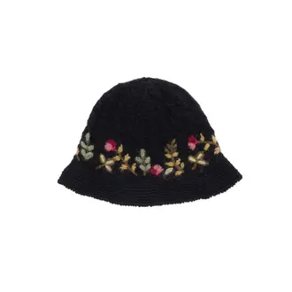 FRENCH KNOT Meadow Bucket Hat, Black