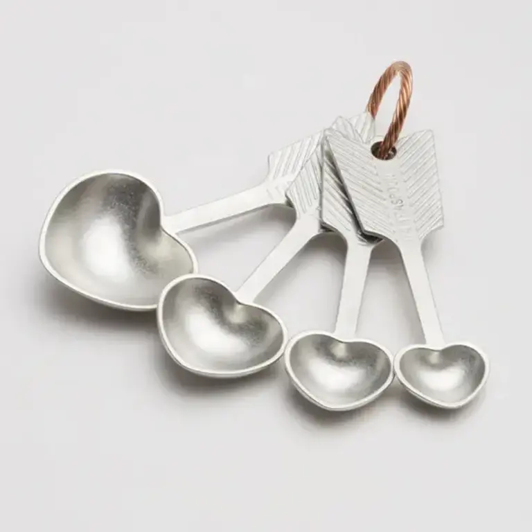BEEHIVE HANDMADE BEEHIVE HANDMADE Pewter Heart Measuring Spoons